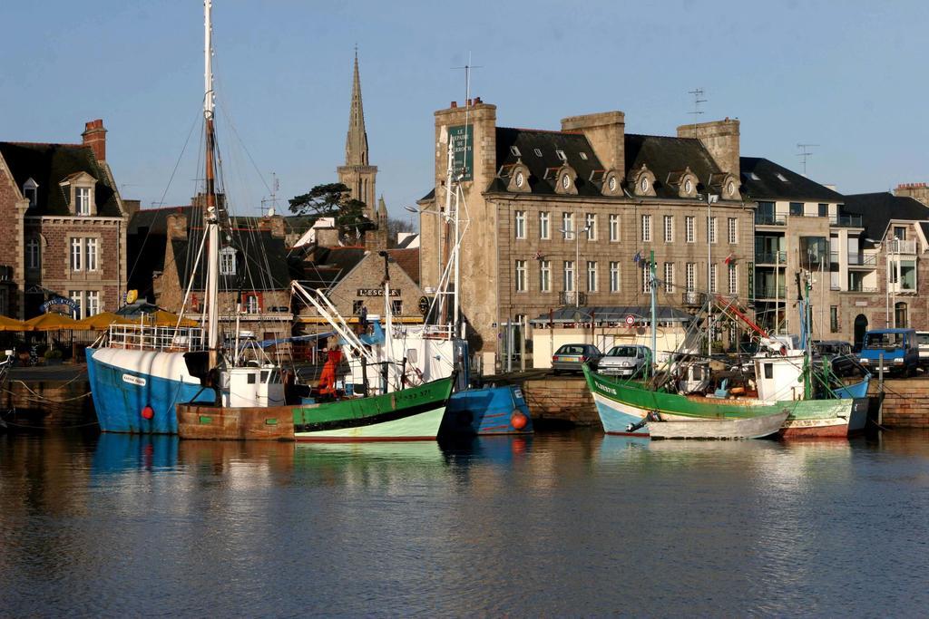 Hotel Les Agapanthes Ploubazlanec Buitenkant foto